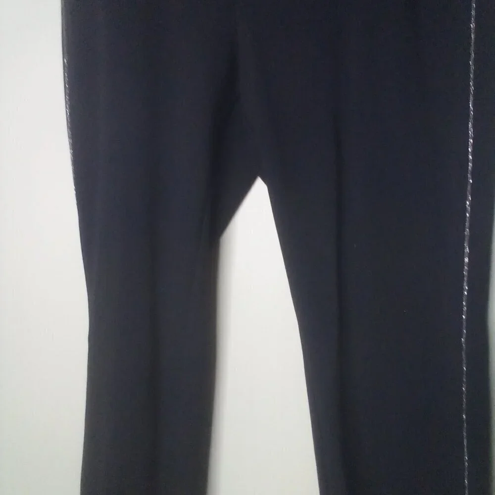 White House Black Market whbm legging